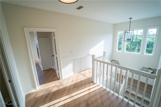 Building Photo - 7252 Lake Dr