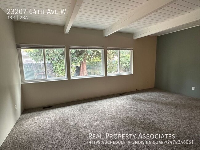 Building Photo - 23207 64th Ave W