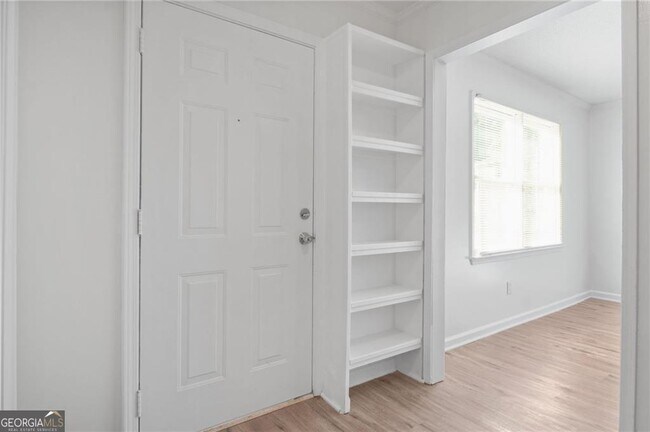 Building Photo - 3492 Andrew Jackson Dr