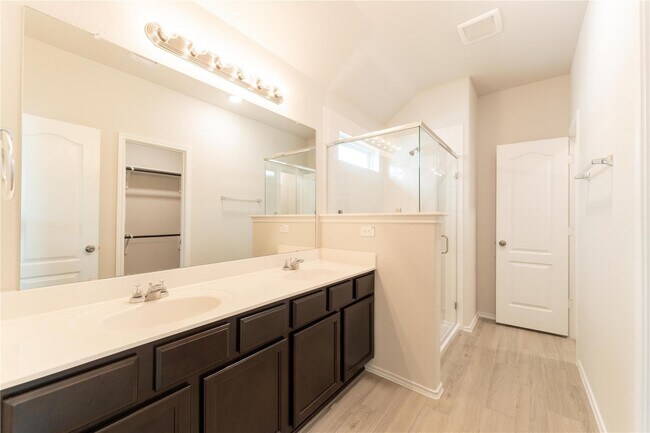 Building Photo - 15414 Bollardpoint Ln