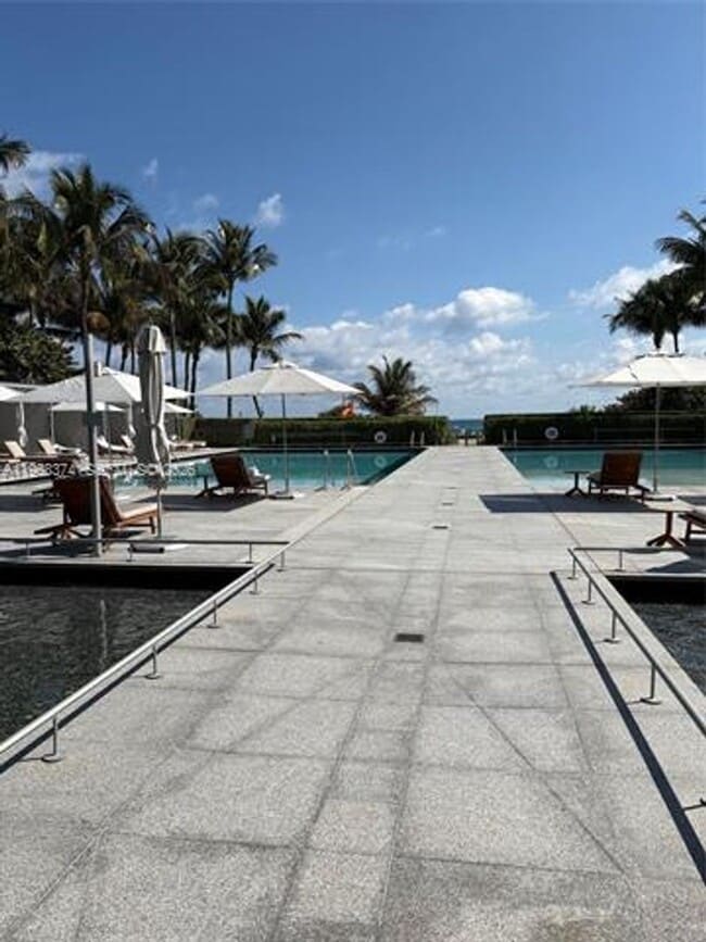 Building Photo - 8701 Collins Ave