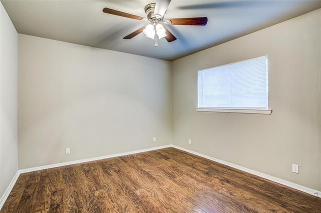 Building Photo - 3825 Camelot St
