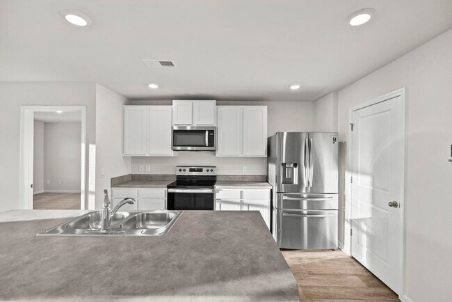 Building Photo - Castle Hayne Ranch Style Home for rent!