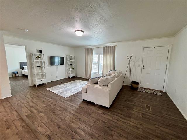 Building Photo - 3609 Shady Ln