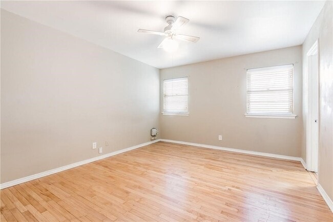 Building Photo - 1840 Baxley Dr