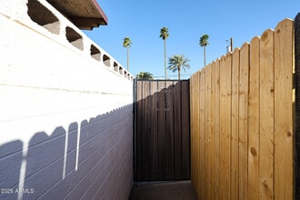 Building Photo - 3022 N 37th St