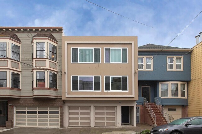 Building Photo - 1260 17th Ave