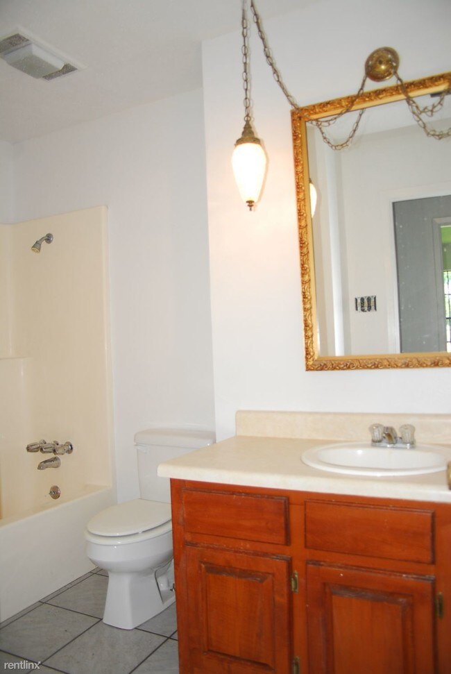 Building Photo - 3 br, 2 bath House - 2322 Norris Cir