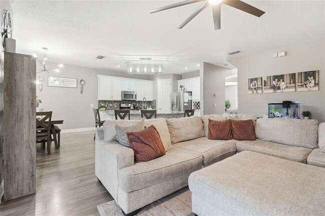 Building Photo - 119 Elissar Dr