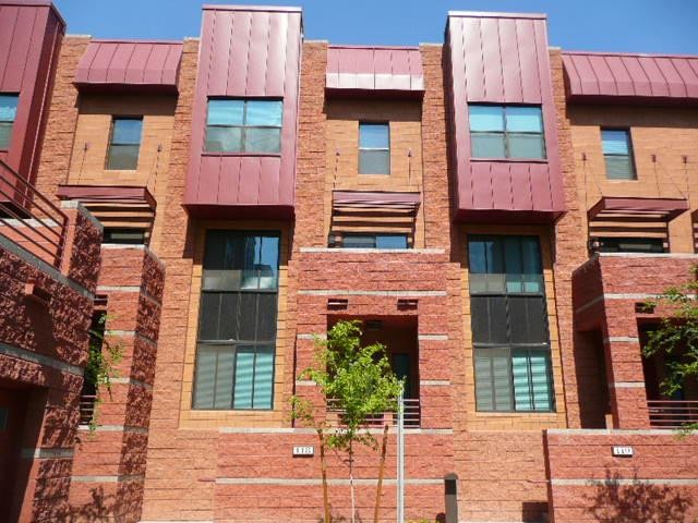 Millstone Townhome, Tempe, AZ - 330 S Farmer Ave