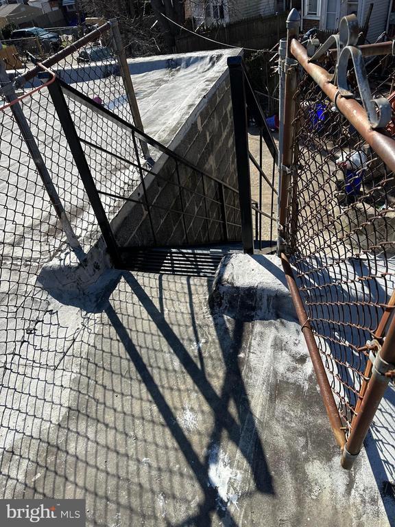 Building Photo - 1192 Yorkship Square