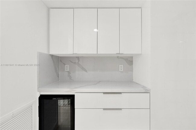 Building Photo - 1769 Wa Kee Na Dr