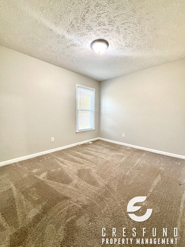 Building Photo - Adorable 3 Bedroom 2 Bathroom House Ready for Move In