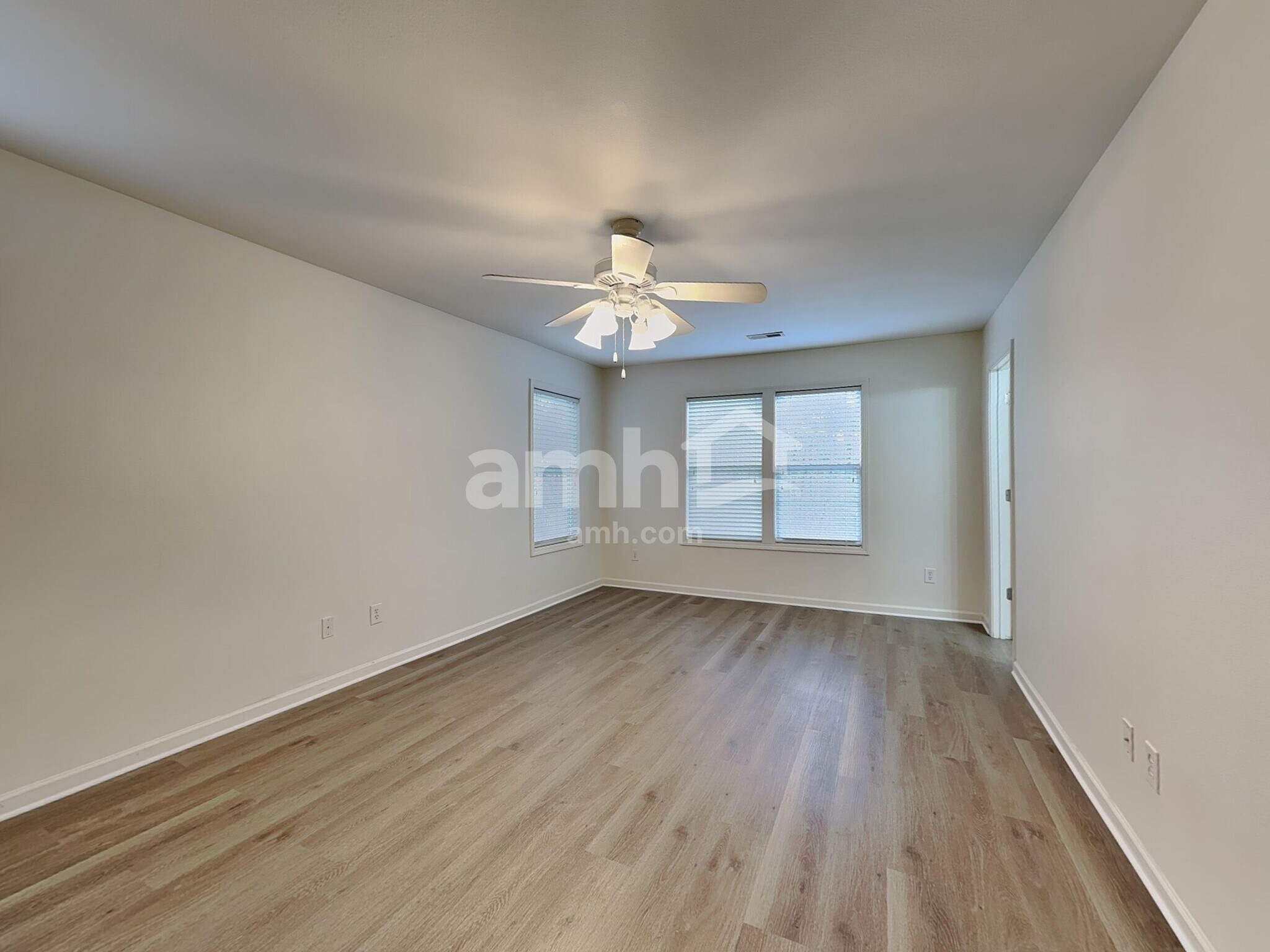 Building Photo - 440 Tortoise Ln