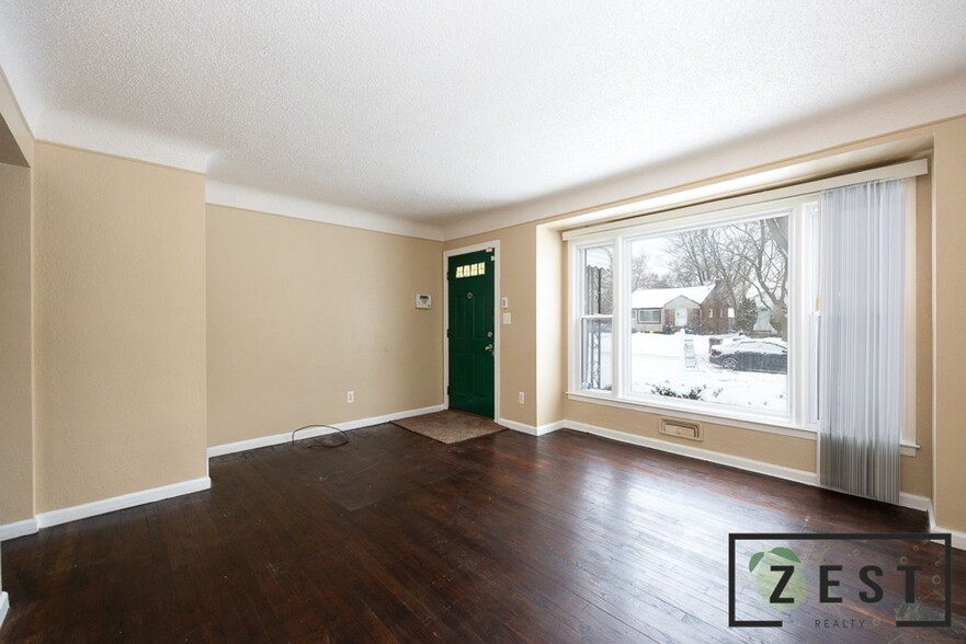 Building Photo - OPEN HOUSE SATURDAY MAY 3RD 2025 10-10:30A...