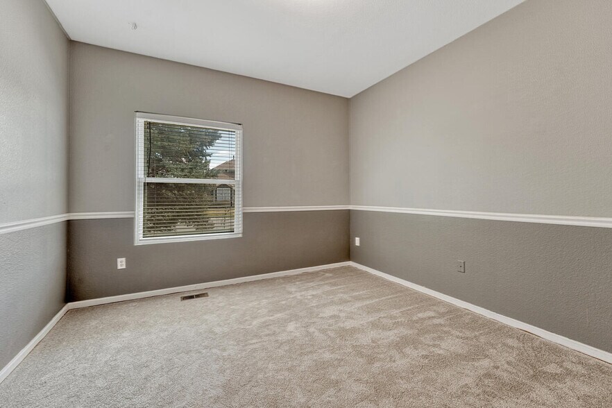 Building Photo - 7170 Windwood Way