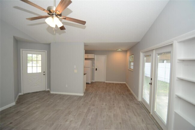 Building Photo - 107 Brunswick Ln