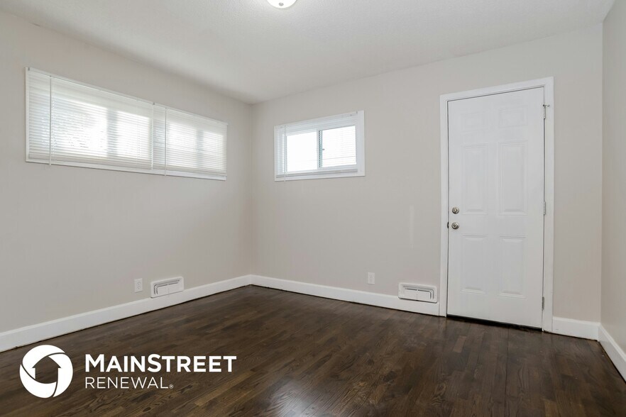 Building Photo - 1322 Kiowa St
