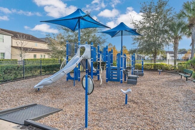 Building Photo - 12880 Westside Vlg Lp