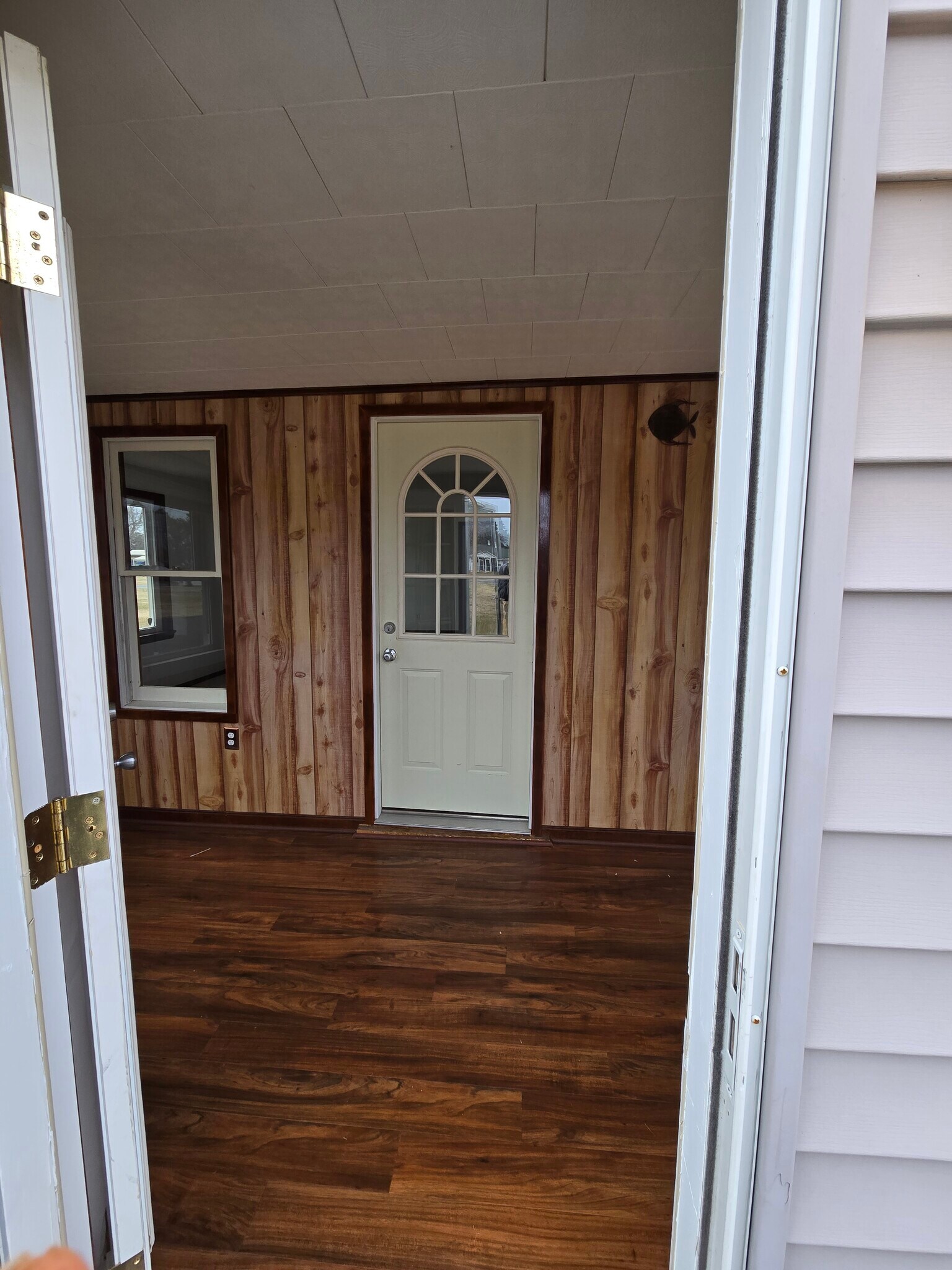 4 Seasons Enclosed Porch - 23118 Argos Corner Rd