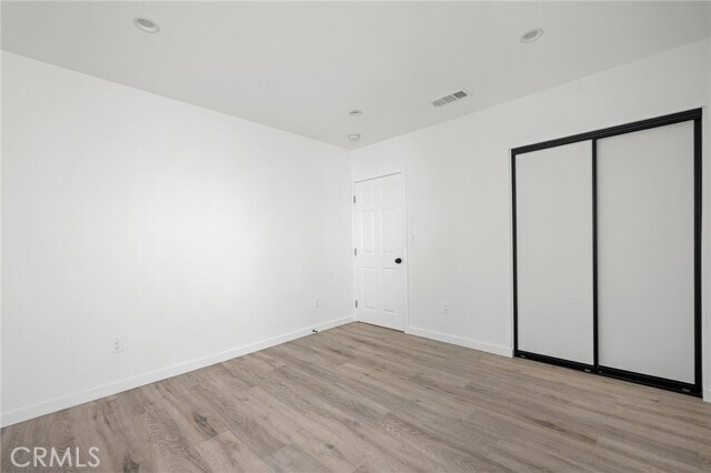 Building Photo - 317 N Kenwood St
