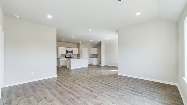 Building Photo - 105 Whirlaway Dr