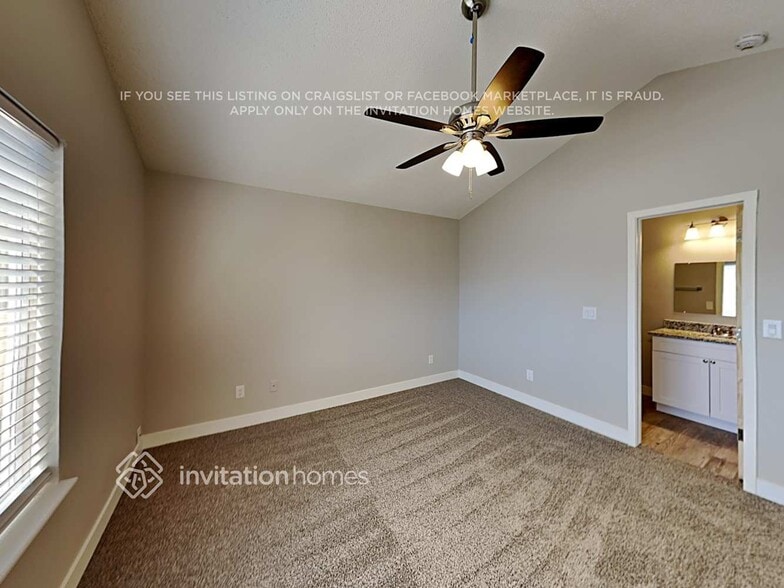 Building Photo - 624 Blackmore Pl