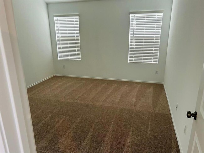 Building Photo - 4220 Rimrock Rose Ln