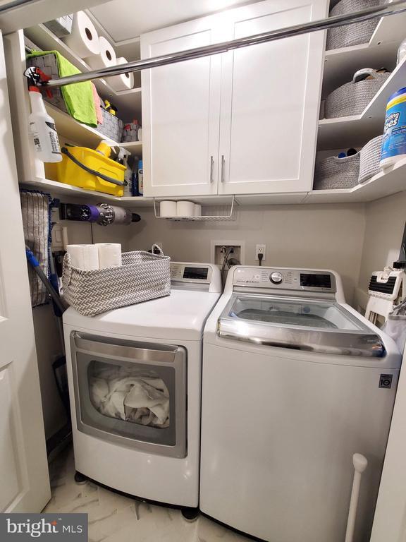 Building Photo - 162 Tavistock Rd