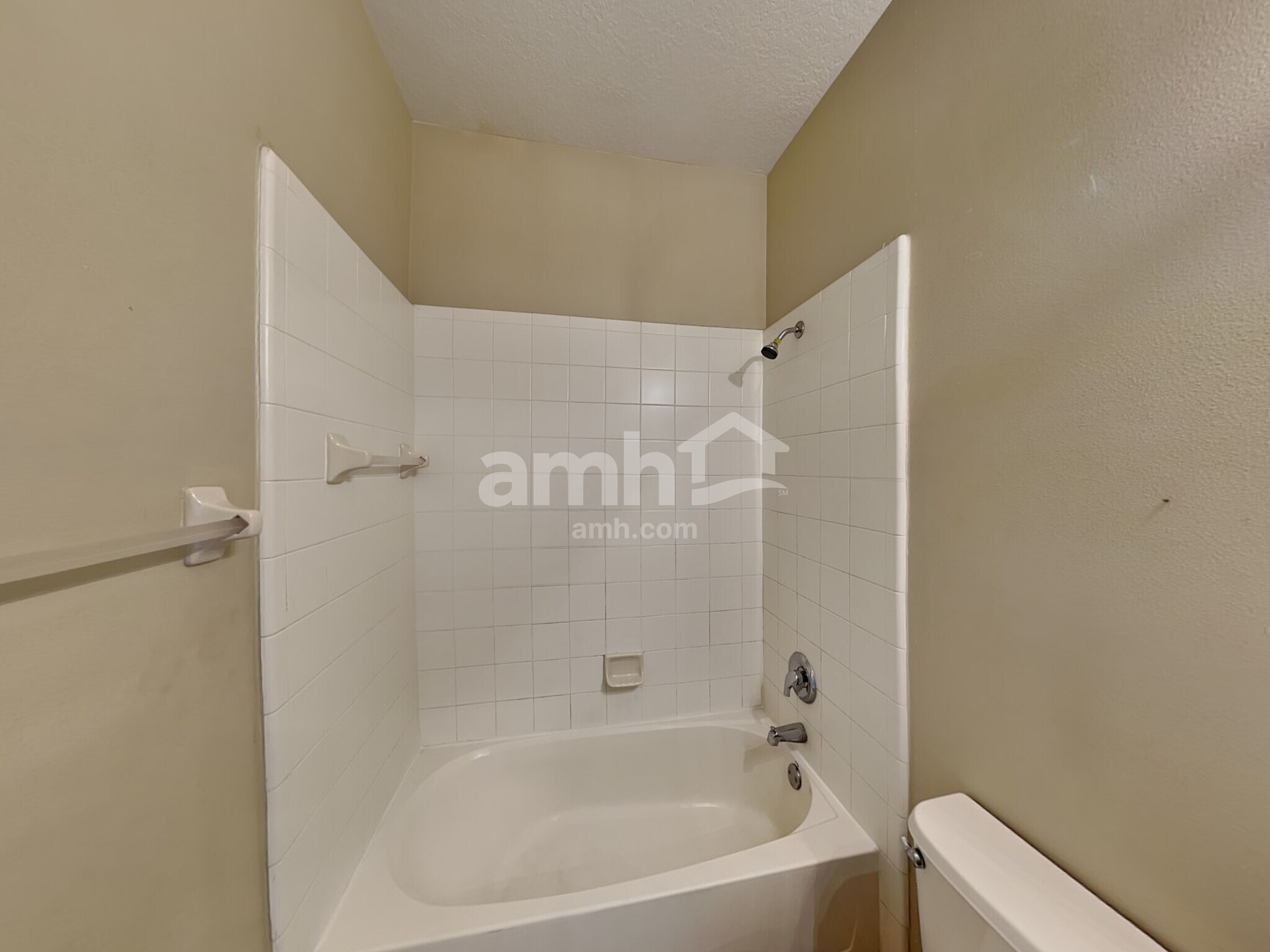 Building Photo - 13750 Old Dock Rd