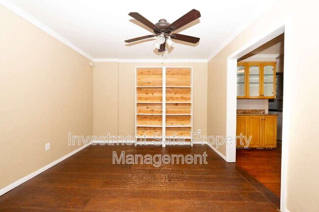Building Photo - 4982 Baltimore Dr