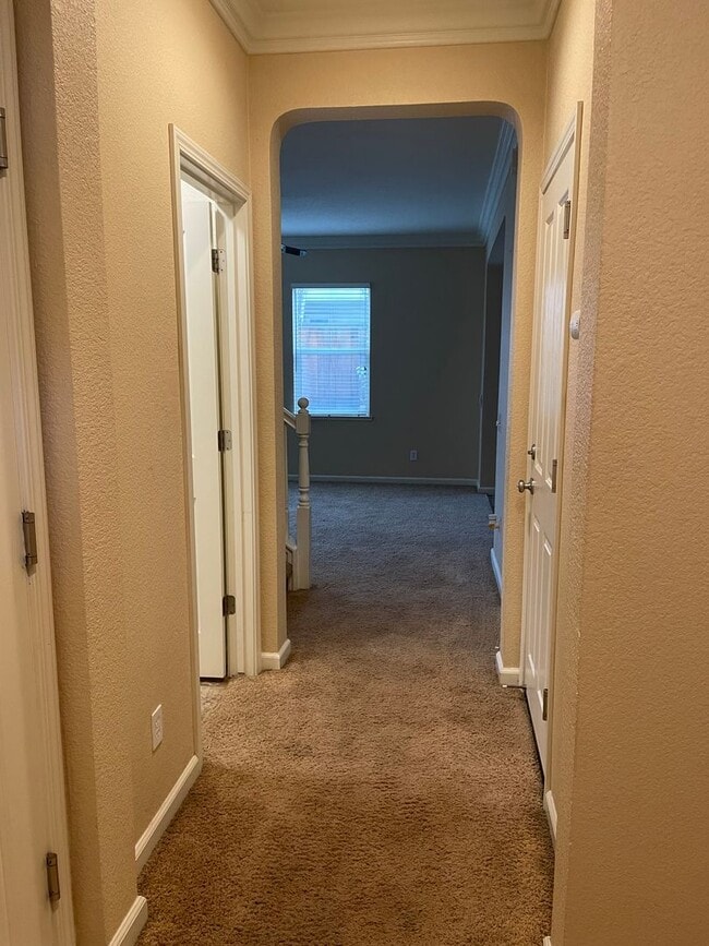 Building Photo - Beautiful 3 Bedroom Home in South Manteca – Prime Location!