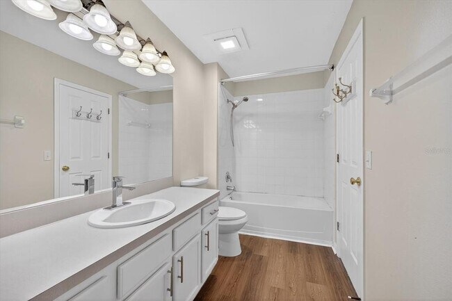 Building Photo - 11047 Black Swan Ct