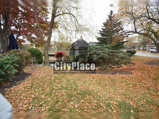 Building Photo - 7497 Charrington Ct