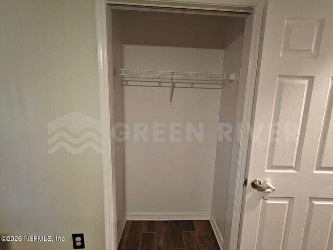 Building Photo - 1549 Sonoma Ct