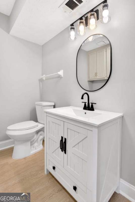 Building Photo - 1116 Magical Way