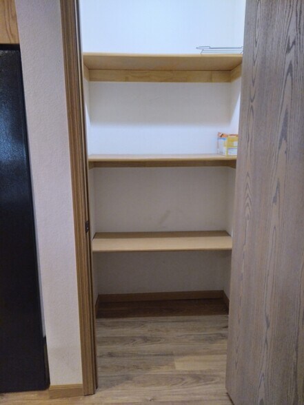Pantry - 146 Erin Ct