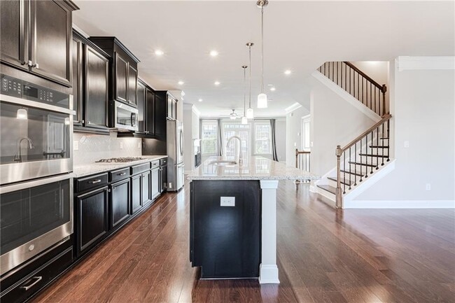 Building Photo - 5499 Terrace Bend Pl