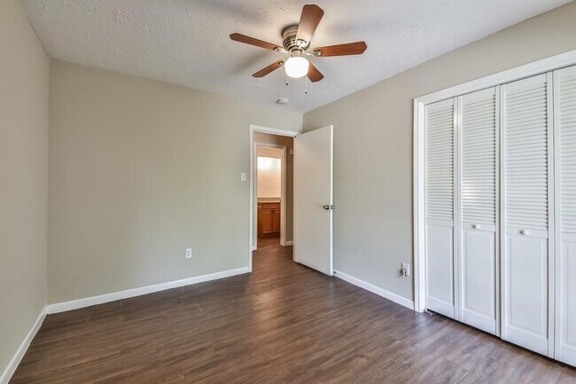 Building Photo - 16626 Royal Mile Ln