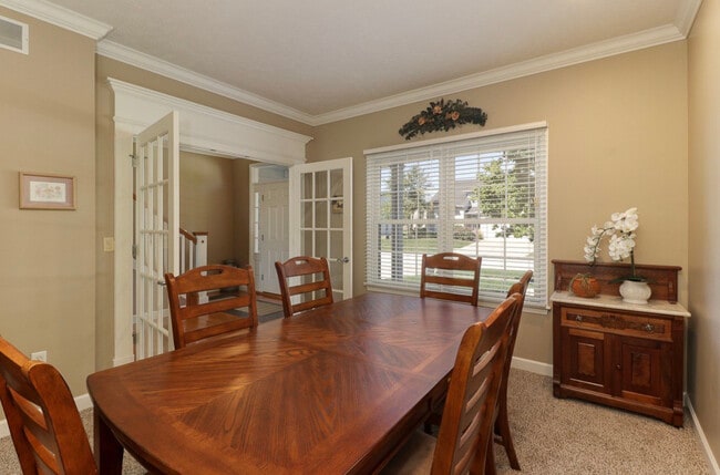 Building Photo - 2267 Heather Ridge Dr