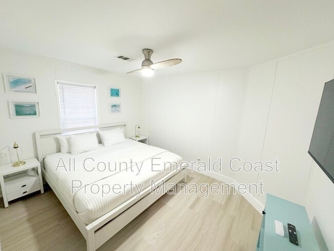 Building Photo - 444 Montigo Ave N