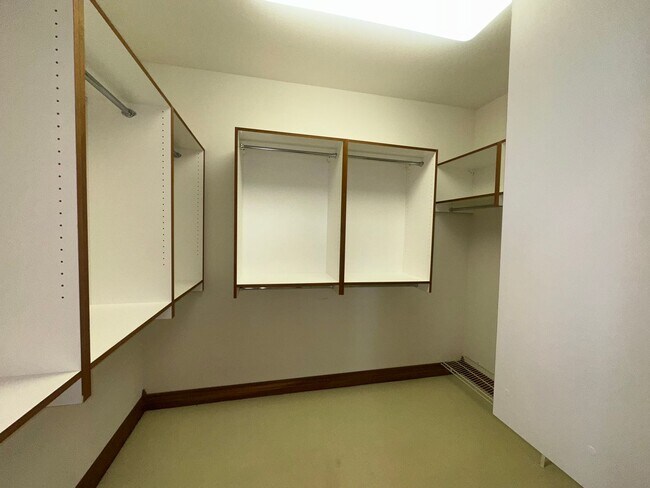 Building Photo - 11707 Kestrel Rd