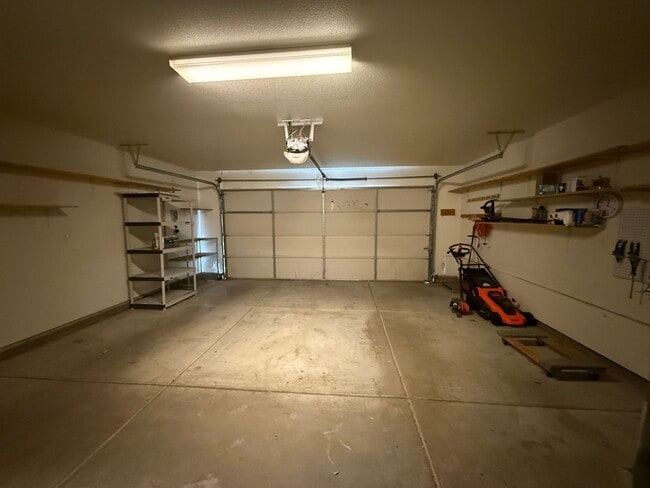 Building Photo - Charming 3 Bed / 2 Bath Single-Story Home in Reno ( off Military Rd)