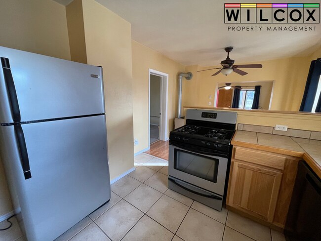 Building Photo - Charming 2-Bedroom Home Steps from Local Conveniences