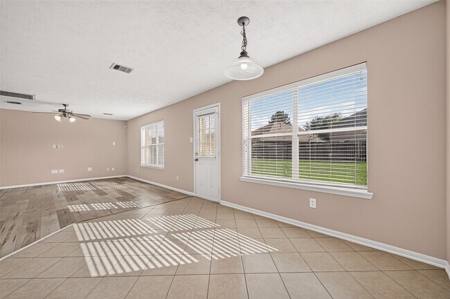 Building Photo - 24722 Garnet Shadow Ln