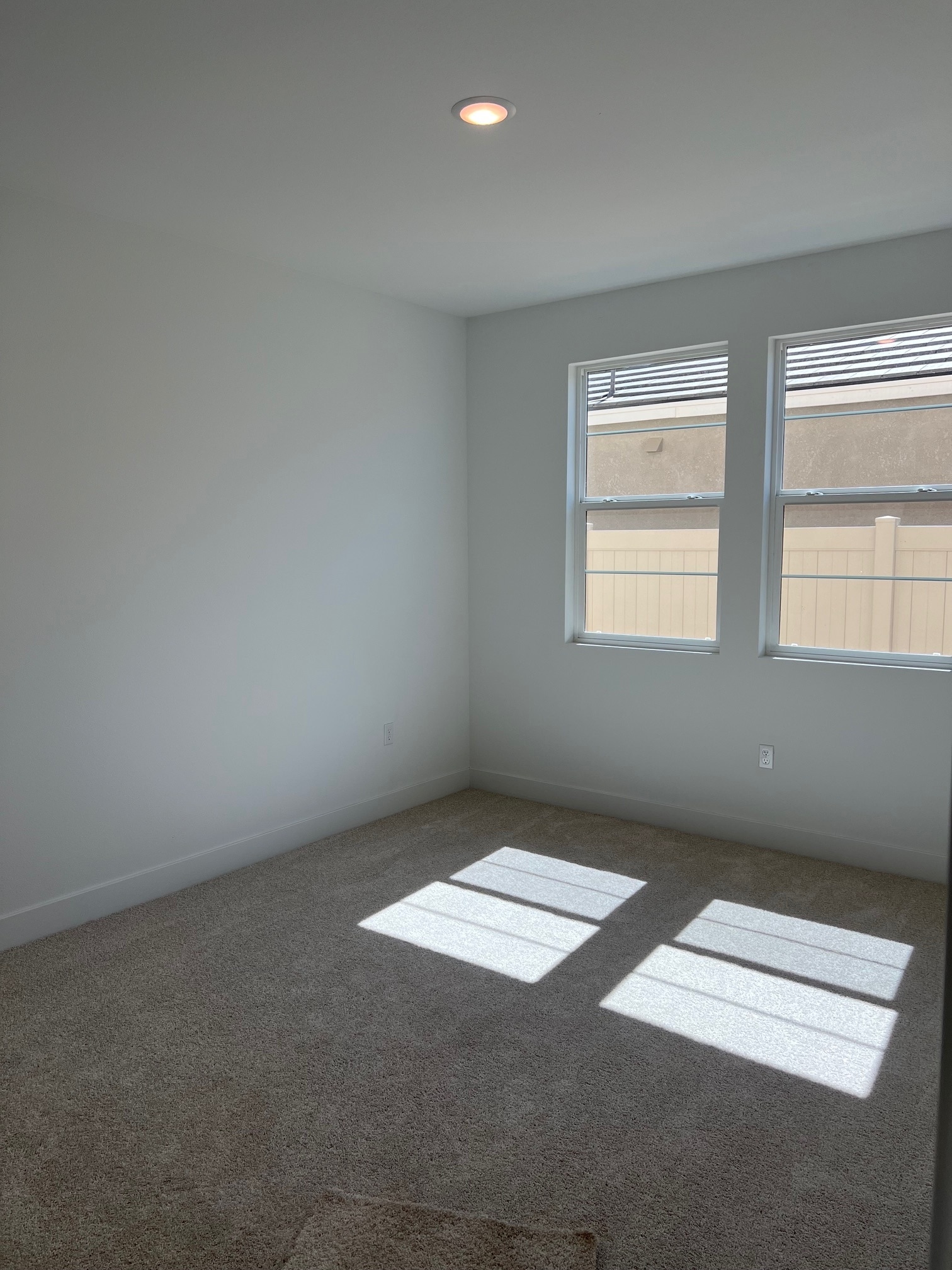 Building Photo - 1840 Vincent Dr