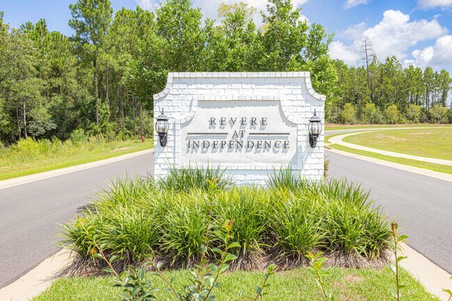 Building Photo - 32667 Revere Dr