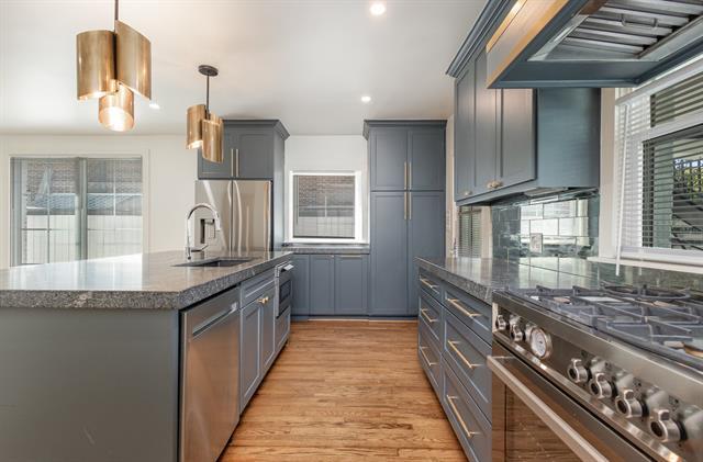 Building Photo - 4148 Normandy Ave