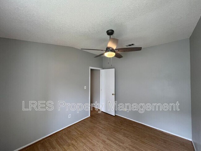 Building Photo - 11218 Worley Ave