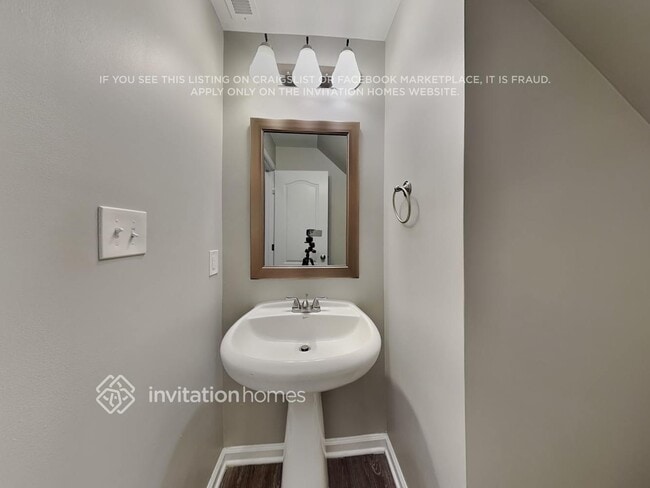 Building Photo - 3117 Groveshire Dr